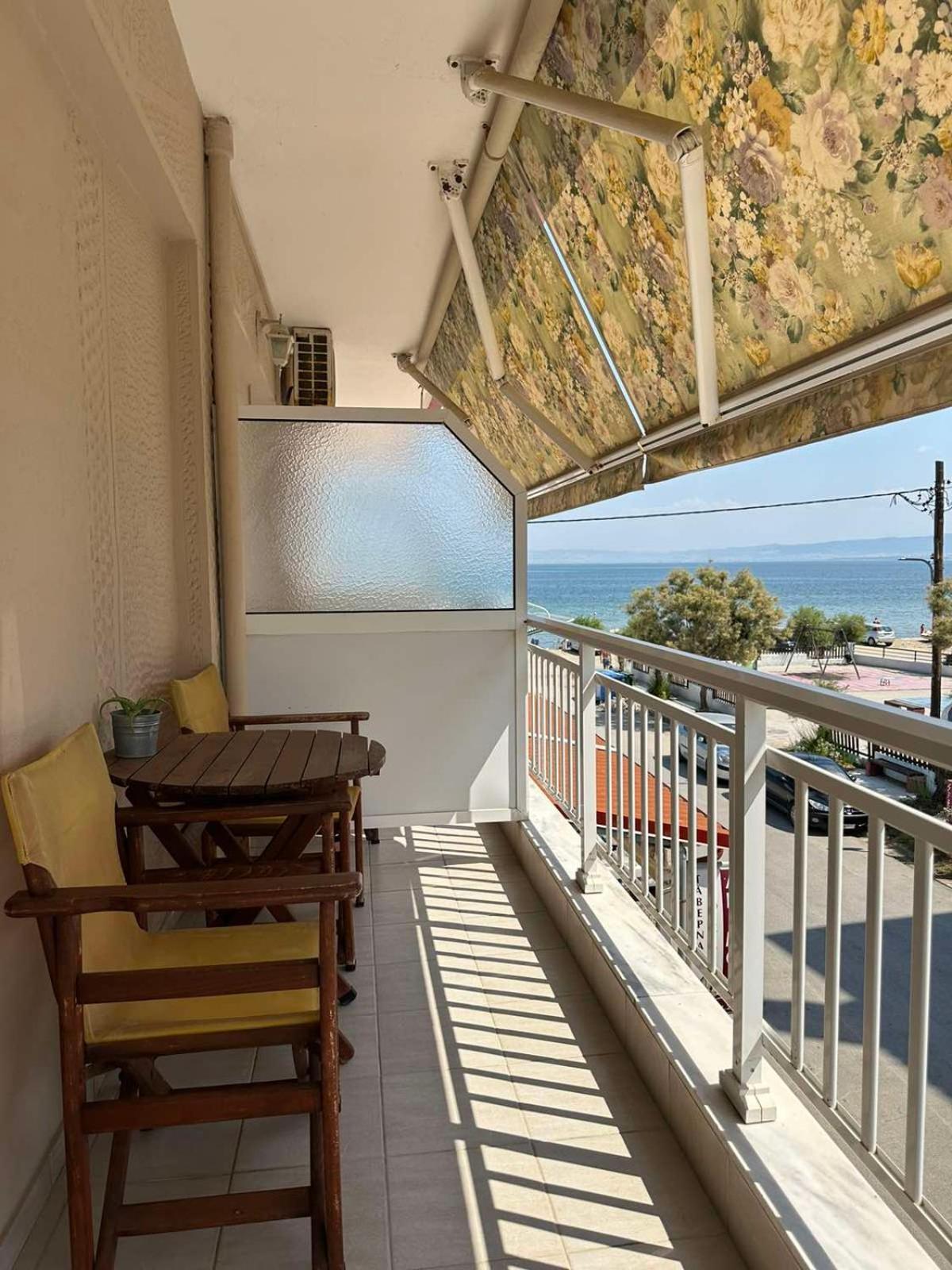Anemos Hotell Agia Trias Exteriör bild