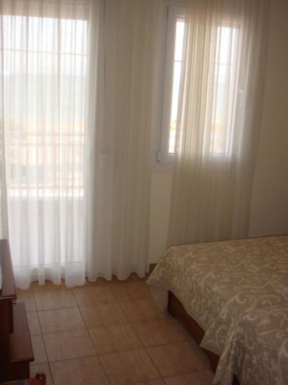 Anemos Hotell Agia Trias Rum bild