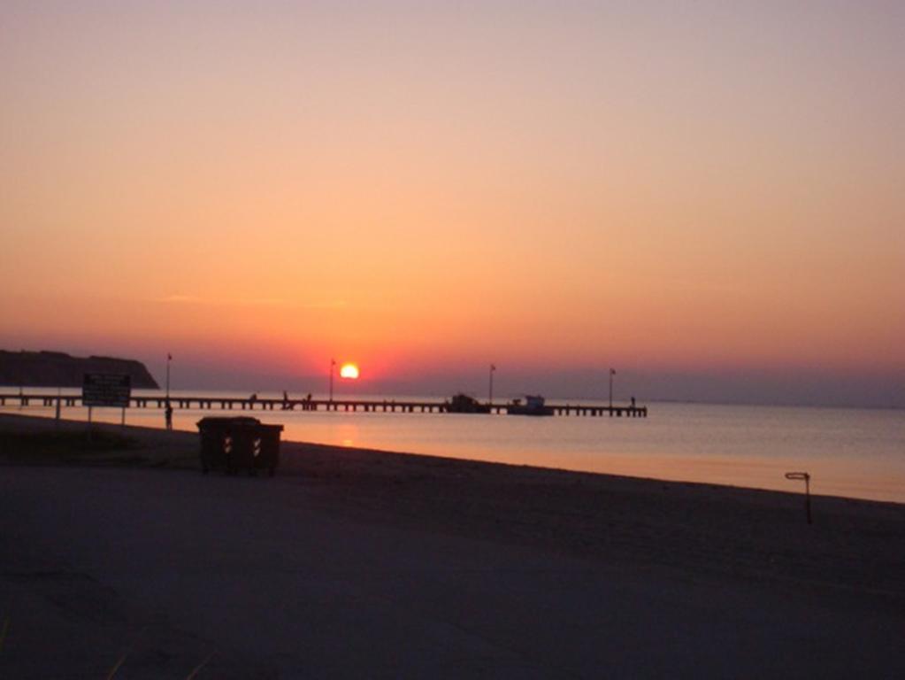 Anemos Hotell Agia Trias Exteriör bild