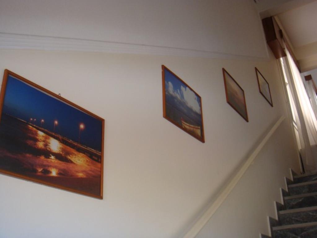 Anemos Hotell Agia Trias Rum bild