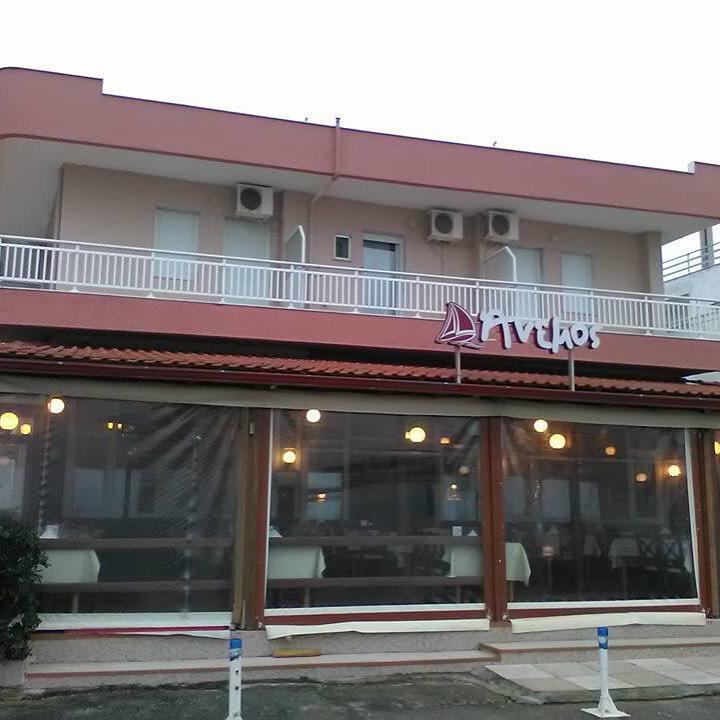 Anemos Hotell Agia Trias Exteriör bild