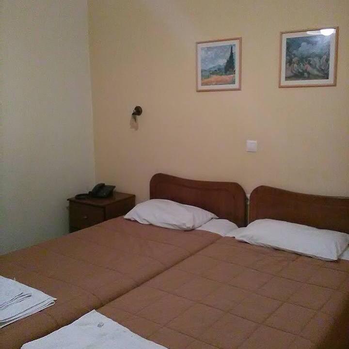 Anemos Hotell Agia Trias Exteriör bild